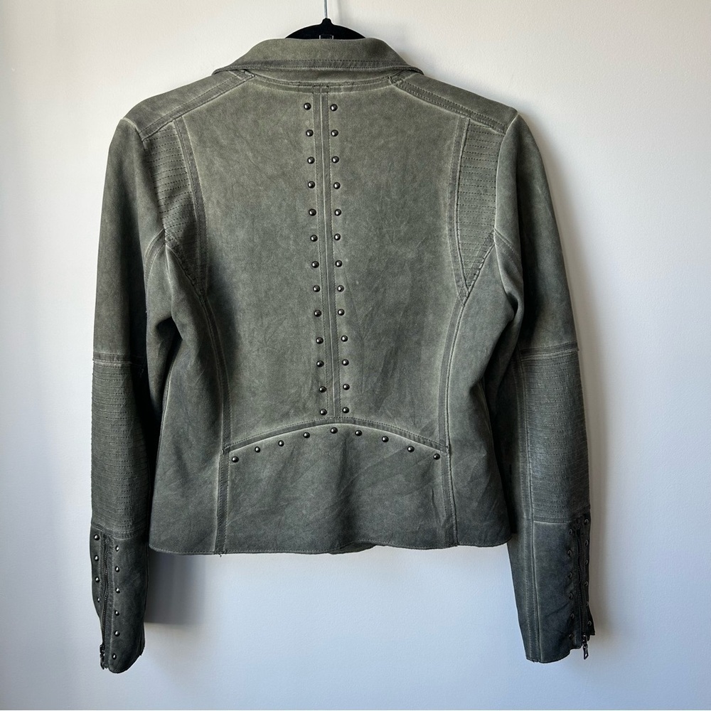 Stylish Olive Faux Suede Jacket - Picture 2 of 8